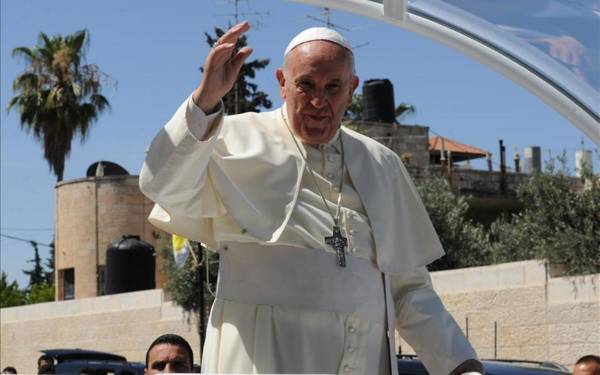 /haber/papa-francis-karabag-daki-manastir-ve-ibadethaneler-korunmali-286375