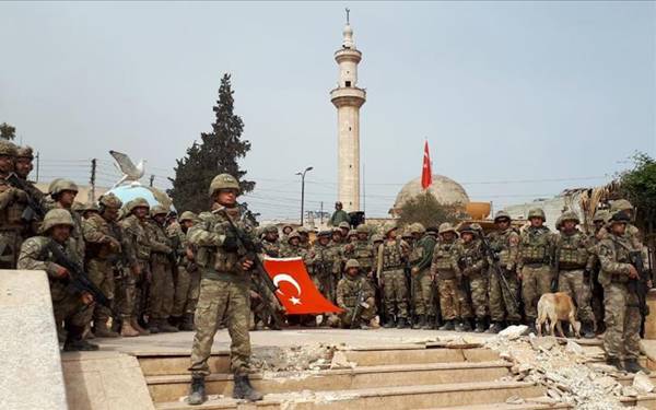 /haber/tsk-irak-ve-suriye-topraklarinda-kalmaya-devam-edecek-286495