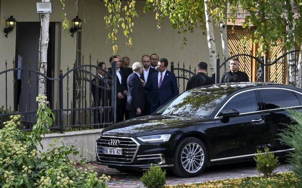 CHP Genel Başkanı Kılıçdaroğlu, İmamoğlu ile görüştü