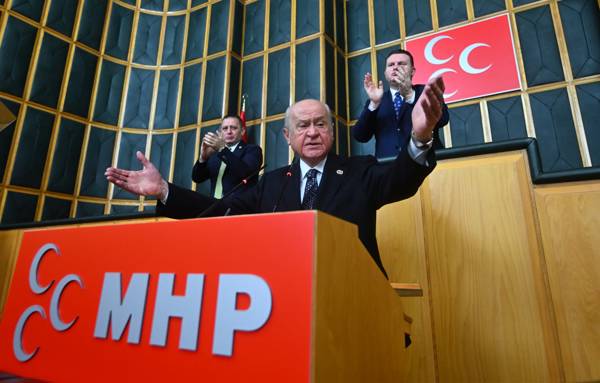 Erdoğan, Bahçeli disagree on 50%+1 election rule