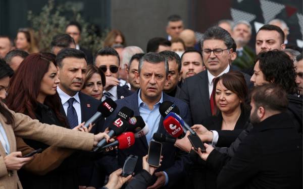 /haber/ozel-den-kartalkaya-yangini-aciklamasi-tablo-cok-vahim-uzucu-haberler-alacagiz-303830