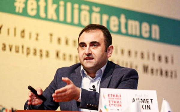 /haber/prof-ahmet-akin-medeniyet-universitesi-ndeki-gorevinden-uzaklastirildi-305145