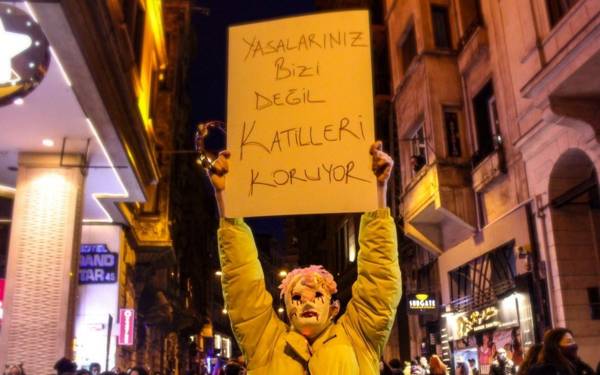 Af Örgütü: 8 Mart Dünya Kadınlar Günü’nde barışçıl protesto hakkını koruyun