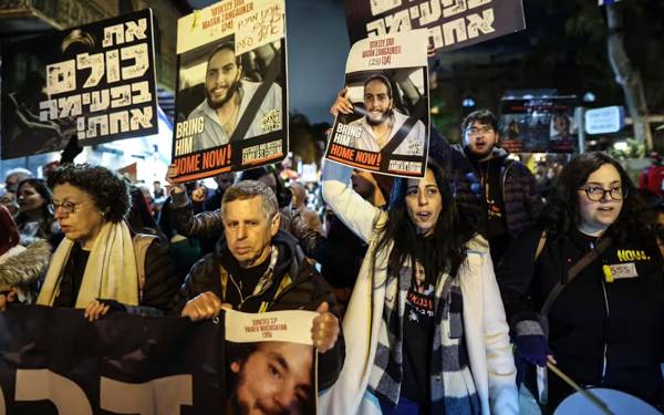 /haber/israil-de-netanyahu-hukumetinin-gazze-yle-savas-politikalarina-karsi-eski-askerler-ayakta-306482