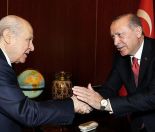 /haber/prof-dr-simten-cosar-mhp-siyasi-merkezi-kendisine-cekmeyi-basardi-204573