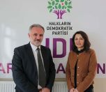/haber/122-kurumdan-ayhan-bilgen-ve-sevin-alaca-ya-destek-kars-a-dokunma-223821