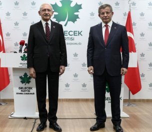 /haber/government-ally-bahceli-lambasted-after-continued-threats-against-journalists-opposition-237783