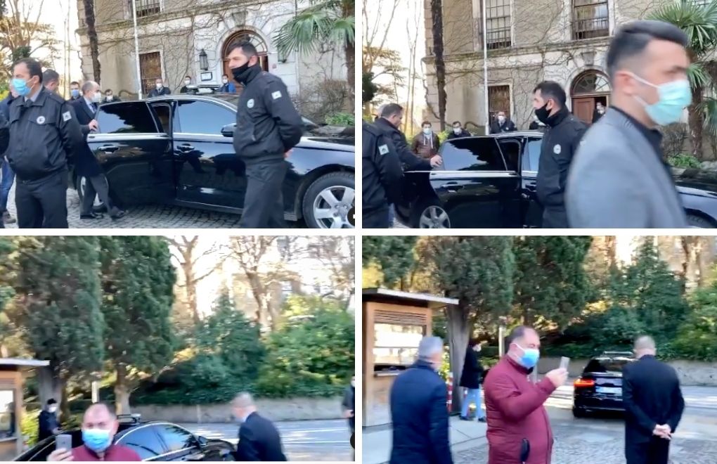 /haber/bulu-kampusten-ayrilirken-protesto-edildi-238754