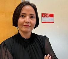 /haber/we-need-to-tell-the-story-of-women-in-afghanistan-right-now-271249