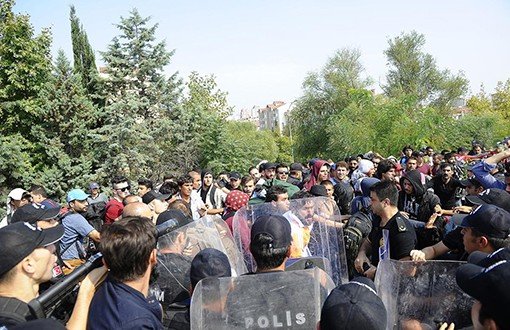 Sınırdışı Kararına Rağmen, 2 Gün Daha Kumkapı'da Bekletilecekler