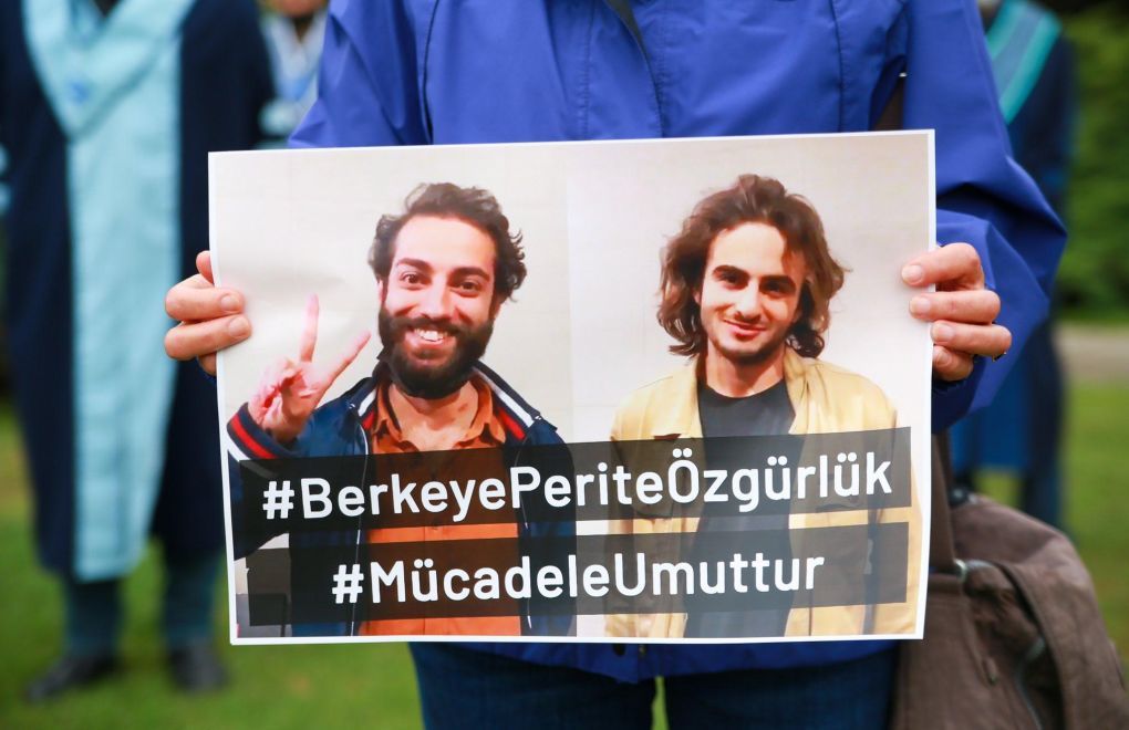 Her du xwendekarên Zangîngeha Bogazîçiyê, Berke û Perît tehliye bûne
