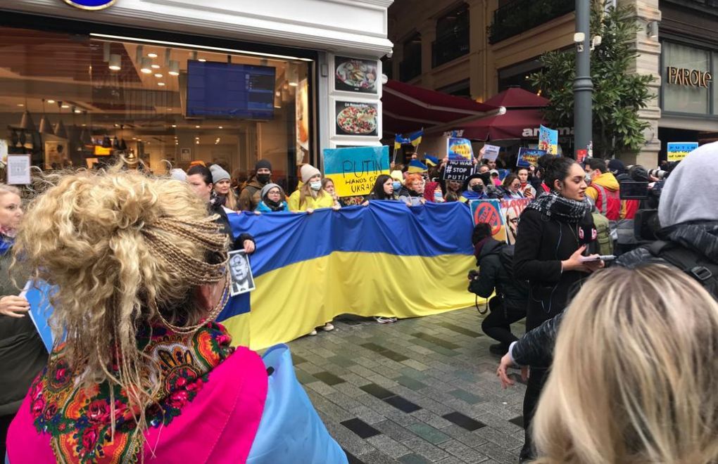 Russia’s invasion of Ukraine protested in İstanbul