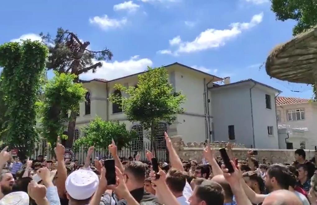 Tehdit edenler değil, LGBTİ+’lar gözaltına alındı