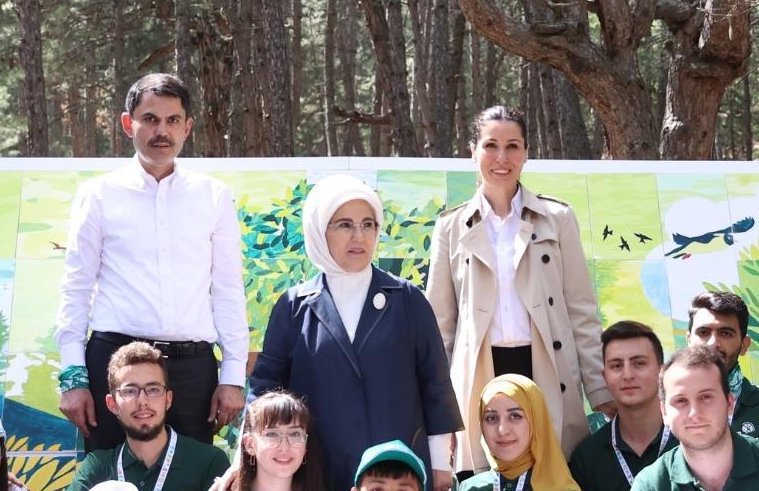 Emîne Erdoganê xwestiye doz li edîtorê BirGünê Gokay Başcanî vebe