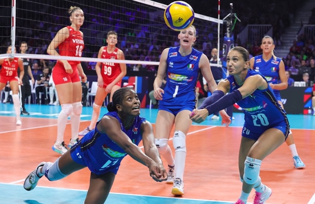 Türkiye Kadın Milli Voleybol Takımı şampiyonluk için Sırbistan'la karşılaşacak 