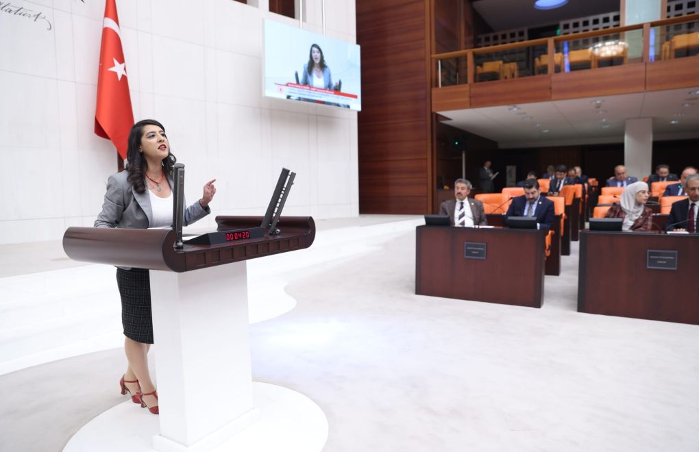 Ücretli öğretmenlerin sorunları Meclis’e taşındı